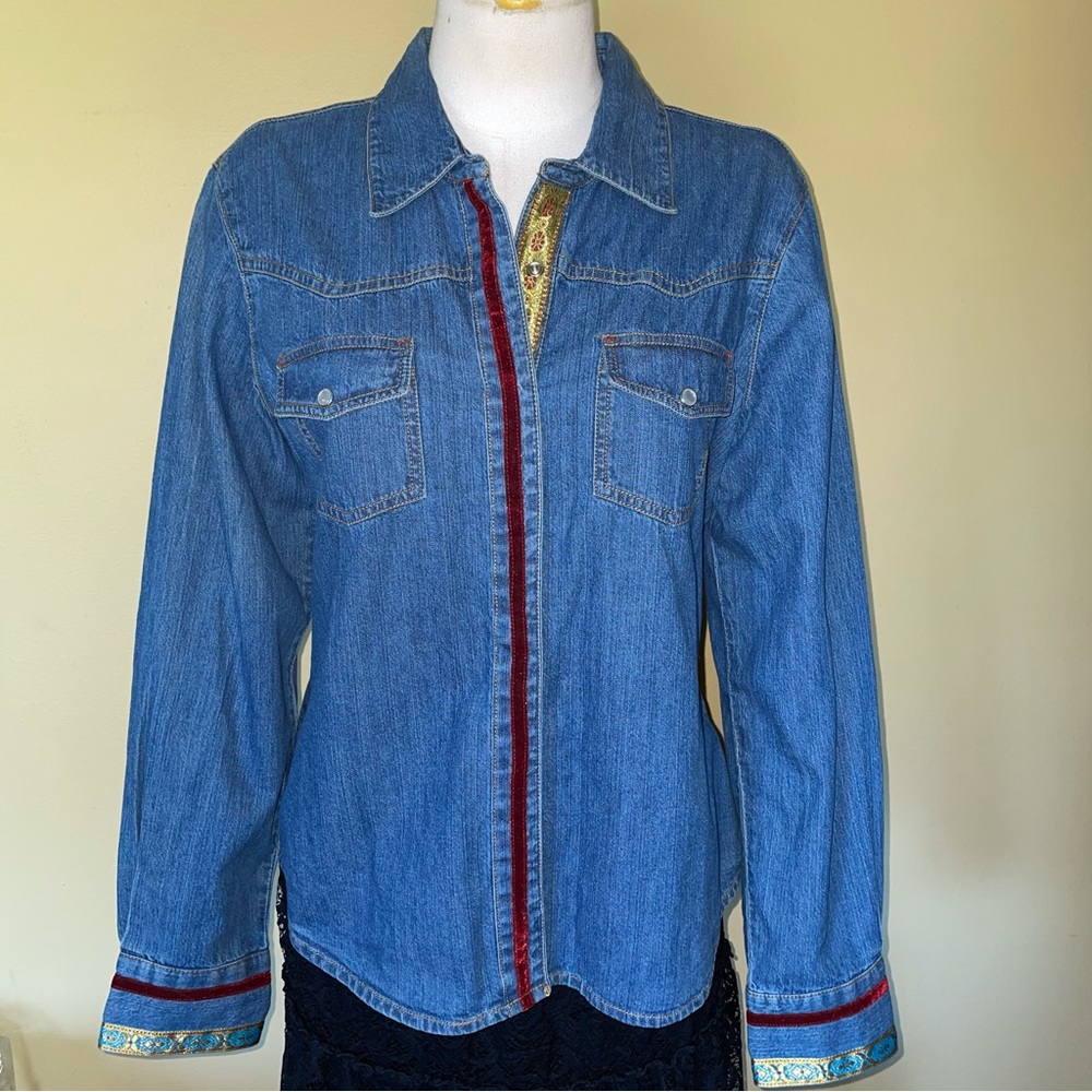Vintage NY Jean NY & Co Denim Pearl Snap Front Boho Western Embellished Shirt